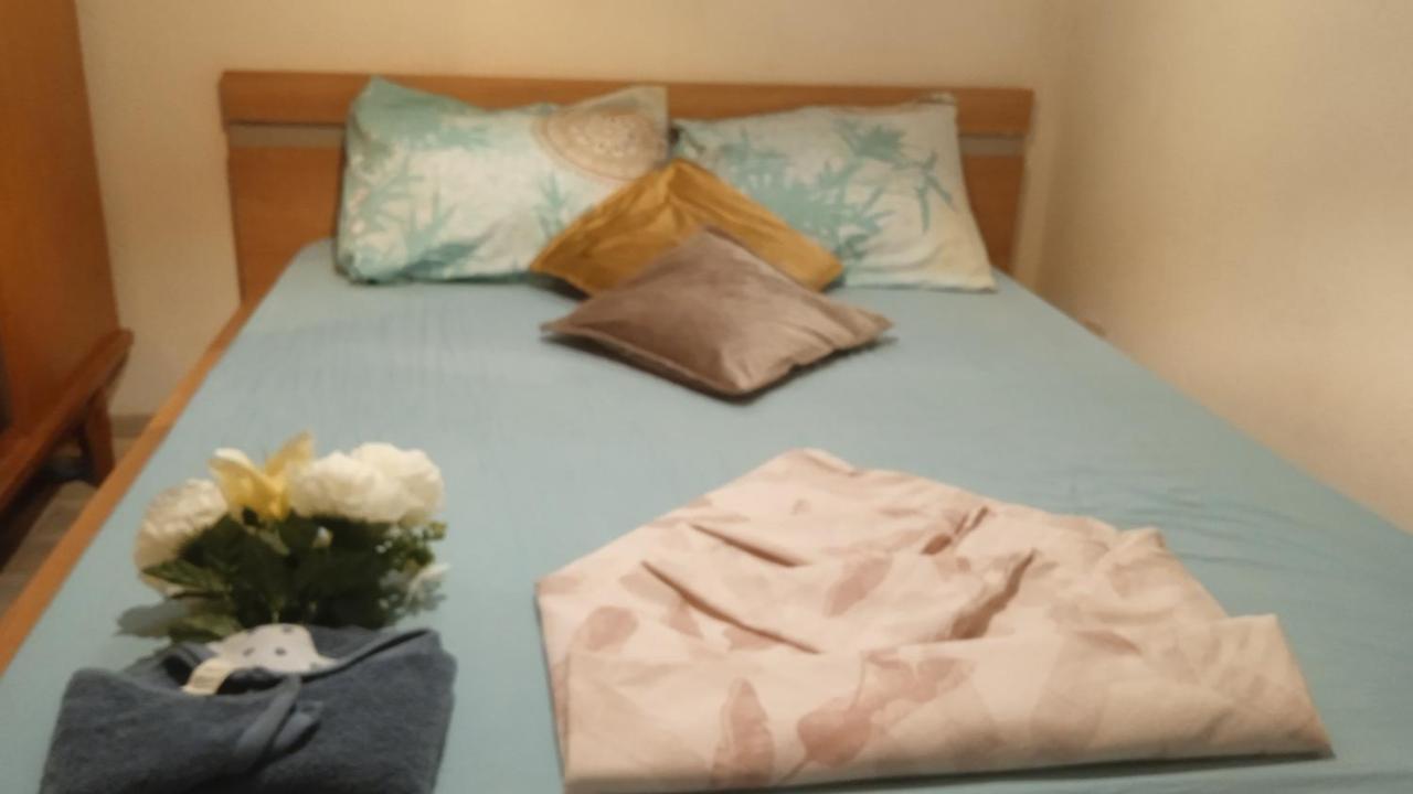 Chambre D'Hote Au Centre Ville Arlés Exterior foto